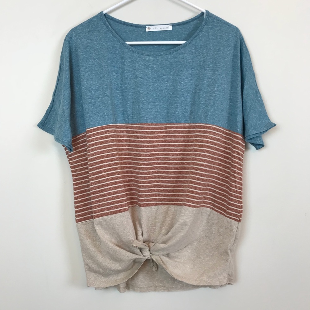 TAKING 1ST GOOD OFFER❗️Color Block Knot Tee - Picture 2 of 6
